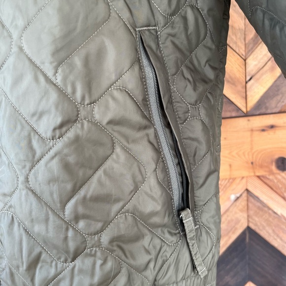 Columbia Women’s Bomber Lightweight Jacket Sz Small - Picture 10 of 10